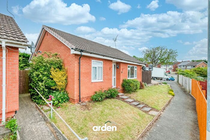 2 Bedroom Detached House For Sale In Forest View, Redditch, B97