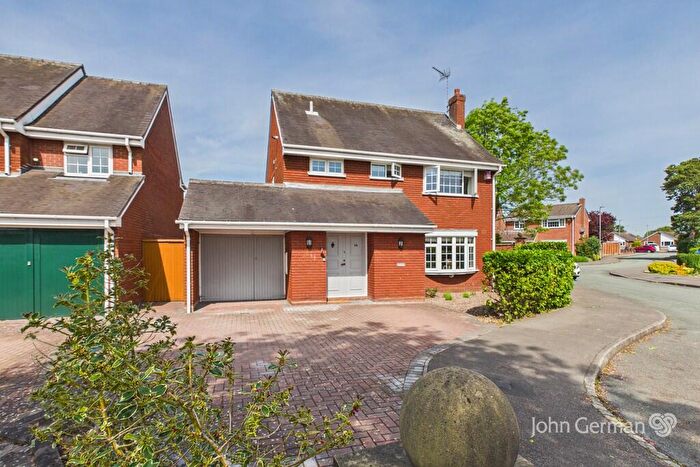 4 Bedroom Detached House For Sale In Swarbourn Close, Yoxall, DE13