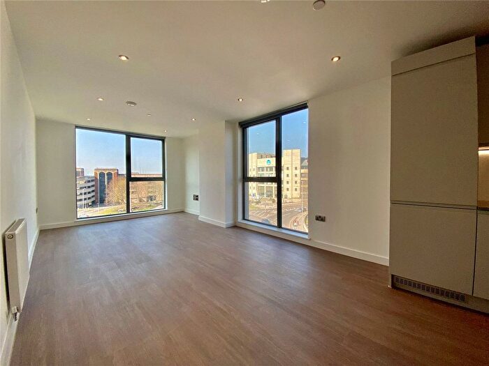 2 Bedroom Flat To Rent In Napier Road, Reading, Berkshire, RG1