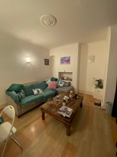 1 Bedroom Flat To Rent In Priory Road, Shirehampton, Bristol, BS11