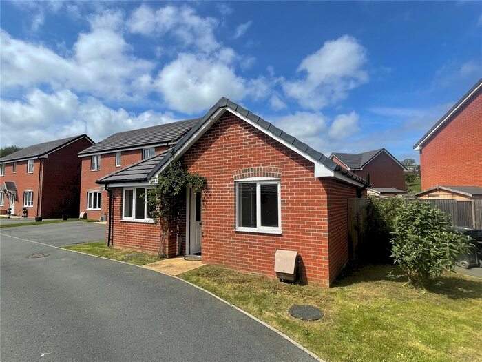 2 Bedroom Bungalow For Sale In Clos Gungrog, Gallowstree Bank, Welshpool, Powys, SY21