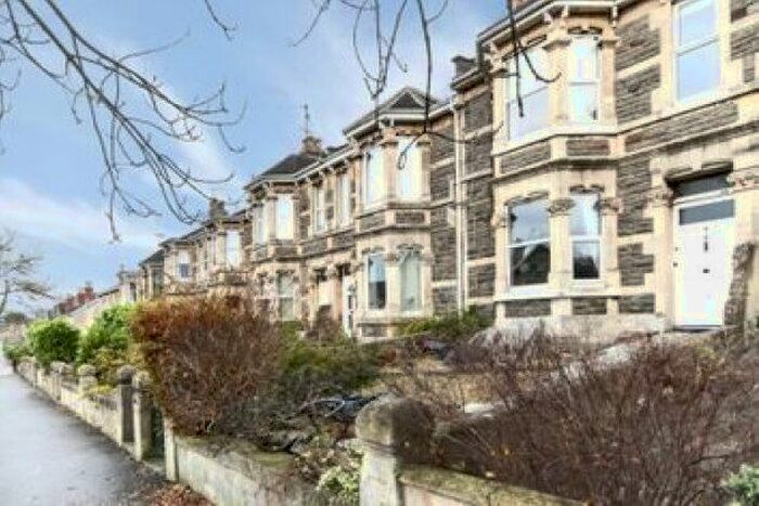 1 Bedroom Flat To Rent In 81 Wellsway, Bath BA2