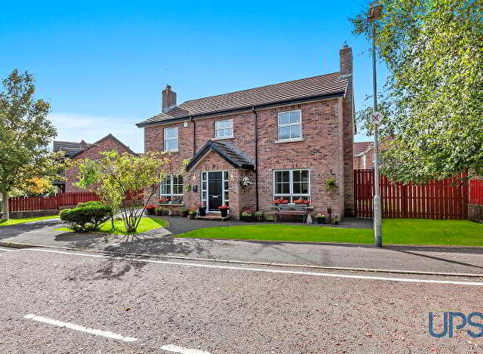 4 Bedroom Detached House For Sale In Mount Eagles Drive, Belfast, BT17