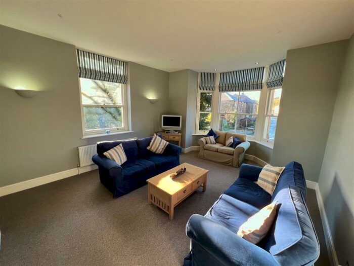 3 Bedroom Apartment To Rent In Green Lane, Chinley, High Peak, SK23