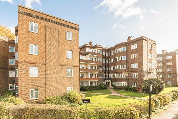 2 Bedroom Flat For Sale In Chiswick Village, Chiswick, W4