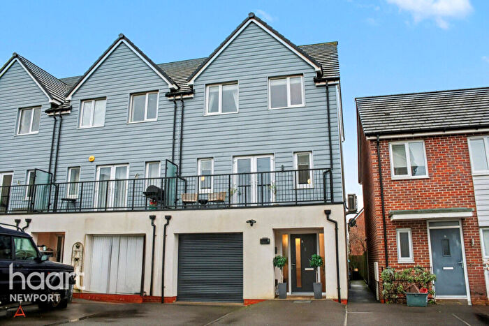 4 Bedroom Town House To Rent In Melingriffith Close, Newport, NP19