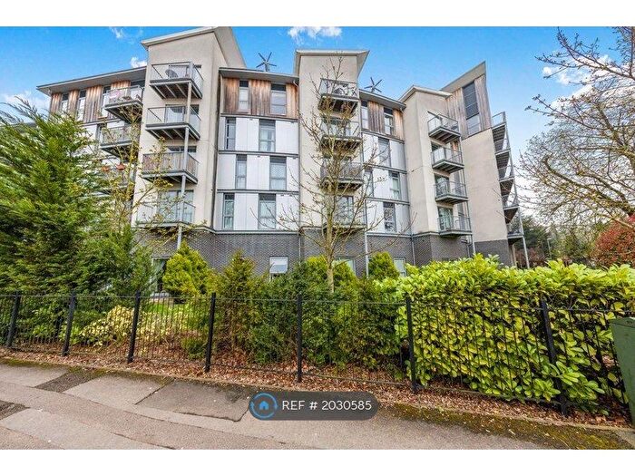2 Bedroom Flat To Rent In Brand House, Farnborough, GU14