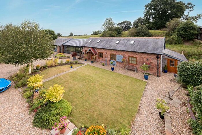 4 Bedroom Barn Conversion For Sale In Bowes Gate Road, Bunbury, CW6