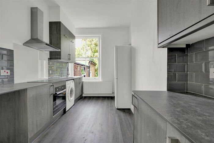 1 Bedroom Flat To Rent In Hartington Road, London, W13