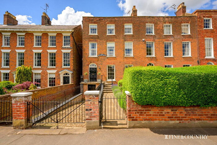 5 Bedroom Terraced House For Sale In Spalding, PE11