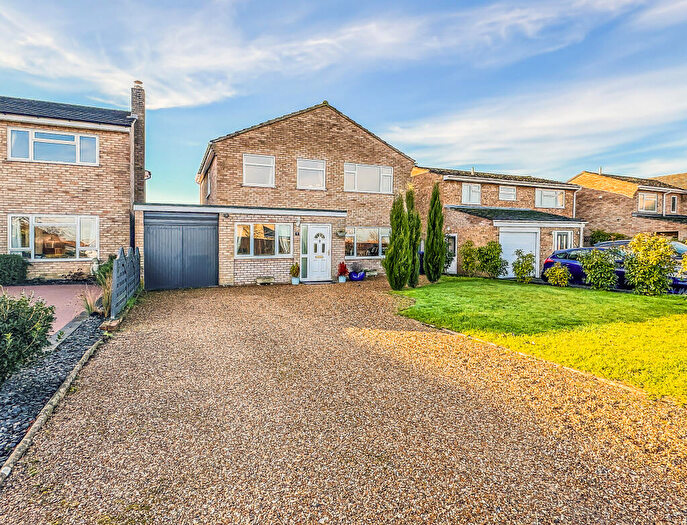 4 Bedroom Detached House For Sale In Peterhouse Drive, Newmarket, Suffolk, CB8