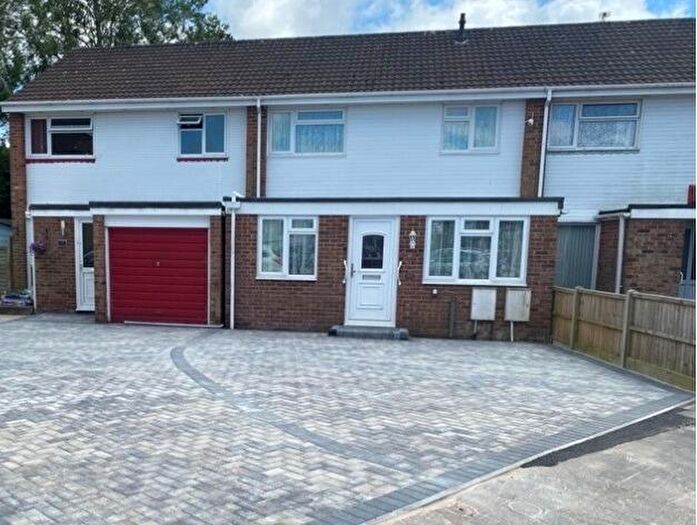 3 Bedroom Terraced House For Sale In Holbury, Southampton, Hampshire, SO45