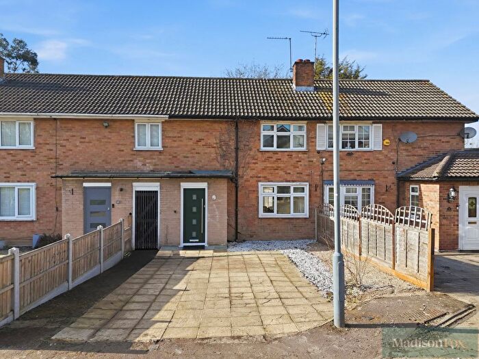 2 Bedroom Terraced House For Sale In Latchingdon Gardens, Woodford Green, IG8