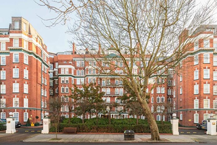 2 Bedroom Flat To Rent In St. Johns Wood Road, St Johns Wood, NW8