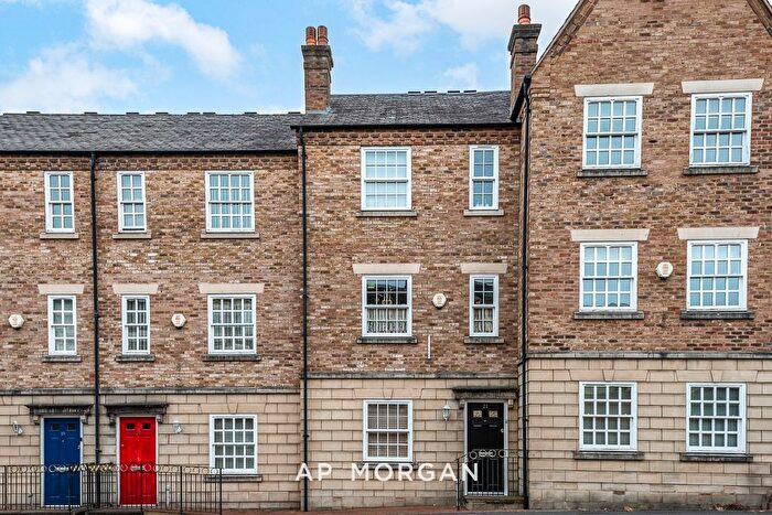 4 Bedroom Town House For Sale In St. Giles Row, Lower High Street, Stourbridge, West Midlands, DY8