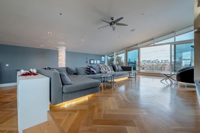 3 Bedroom Flat To Rent In Bermondsey Wall West, London, SE16