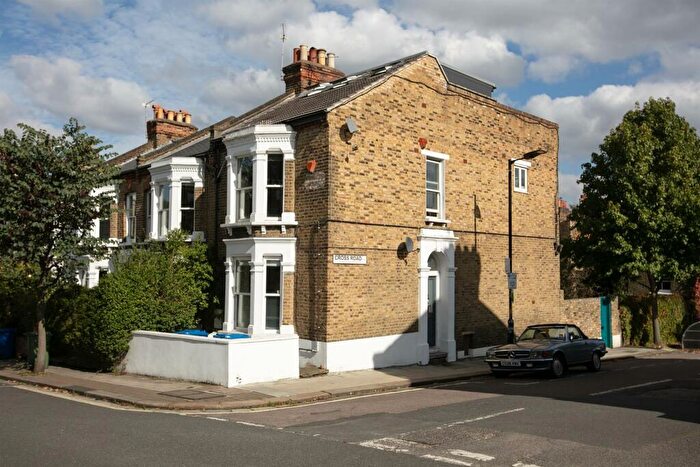 2 Bedroom Flat For Sale In Shenley Road, Camberwell, SE5