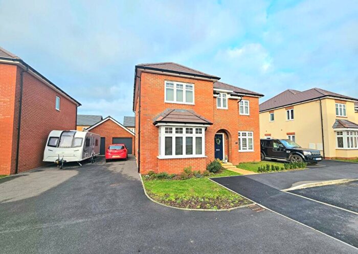 5 Bedroom Detached House For Sale In Little Elms, Cam, Dursley, GL11