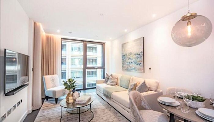 2 Bedroom Apartment To Rent In Thornes House, Charles Clowes Walk, London, SW11