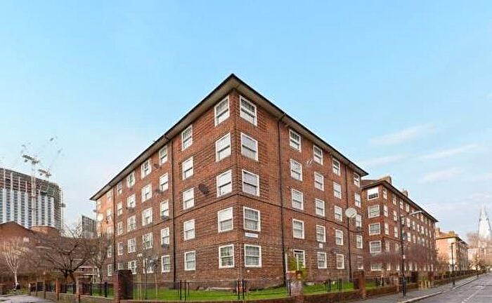 4 Bedroom Flat To Rent In Rockingham Street, London, SE1