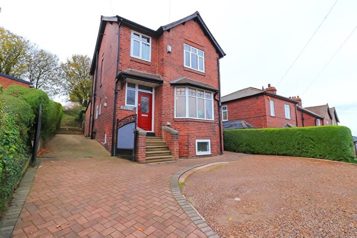 3 Bedroom Detached House For Sale In Pontefract Road, Knottingley, WF11