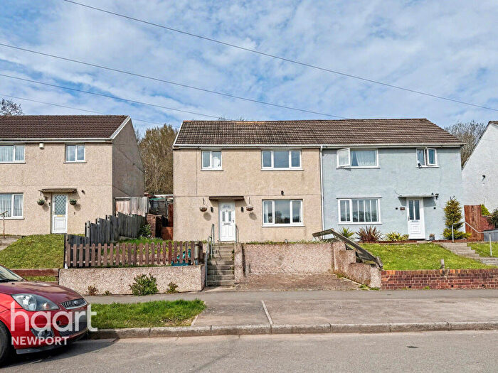 3 Bedroom Terraced House To Rent In Hendre Farm Drive, Newport, NP19