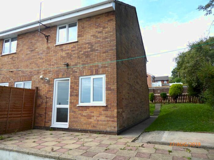 2 Bedroom End Of Terrace House To Rent In Bryn Gorwel, Carmarthen, SA31
