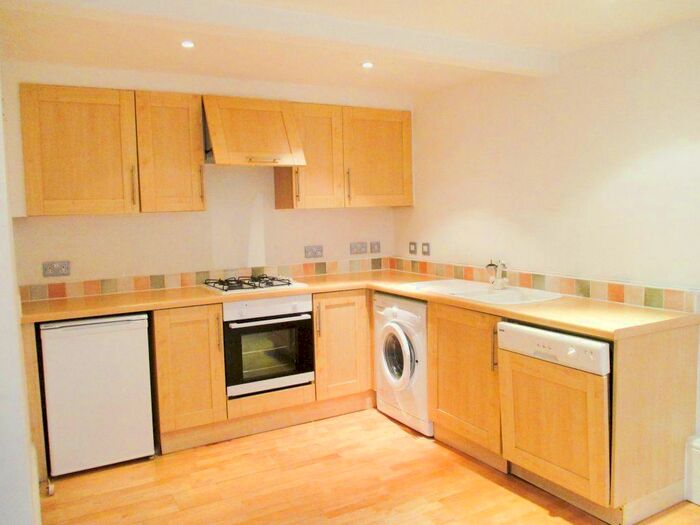 1 Bedroom Flat To Rent In Hackney Road, E2