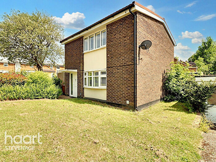 4 Bedroom Detached House For Sale In Bedwell Crescent, Stevenage, SG1