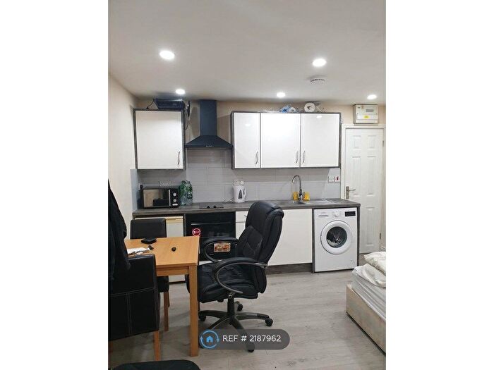 1 Bedroom Flat To Rent In Selly Oak, Birmingham, B29