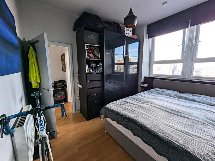 2 Bedroom Flat To Rent In Calderwood Street, London, SE18