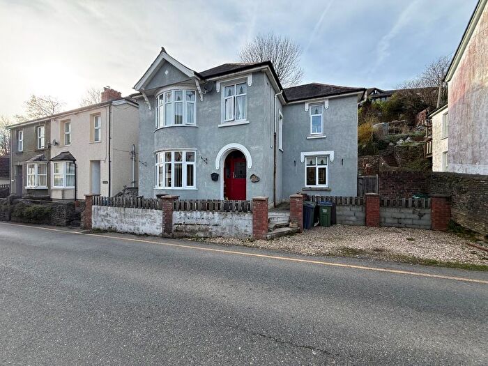 4 Bedroom Detached House For Sale In Wind Street, Llandysul, SA44