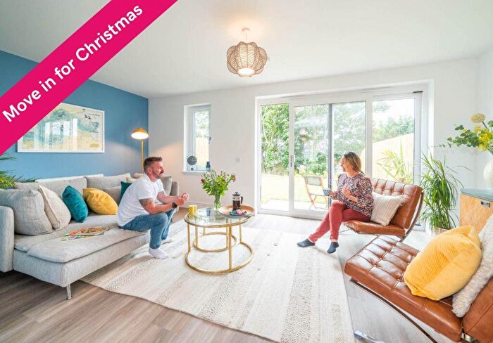 3 Bedroom End Of Terrace House For Sale In Plot - Kelhope View, Kirkcaldy, KY1