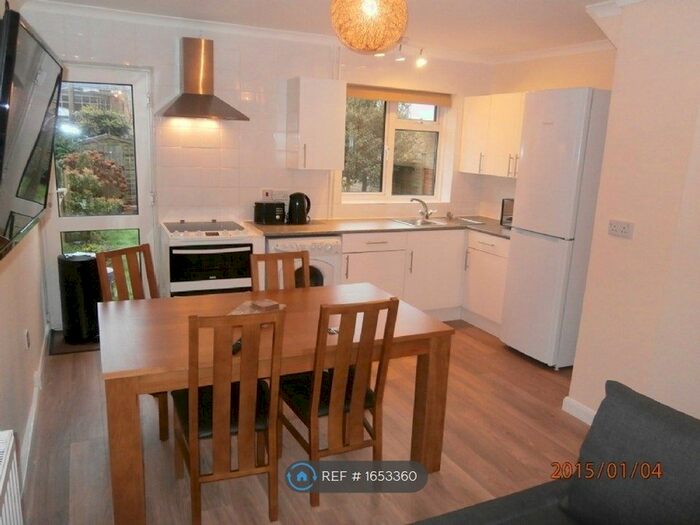 3 Bedroom Terraced House To Rent In Knight Avenue, Canterbury, CT2