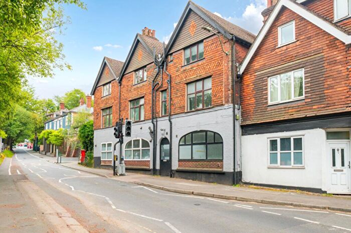 1 Bedroom Flat To Rent In Kings Road, Haslemere, GU27