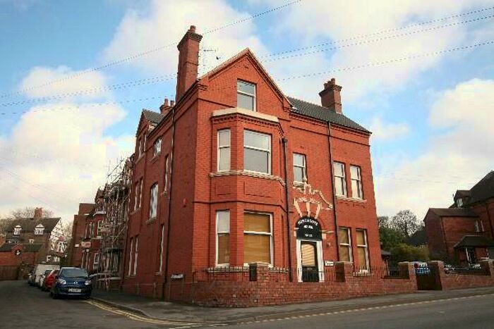 1 Bedroom Apartment To Rent In King Street, Newcastle Under Lyme, Staffordshire, ST5