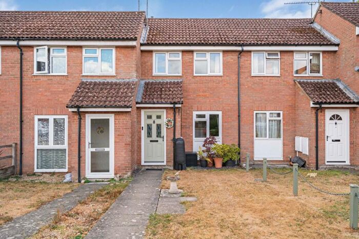 2 Bedroom Terraced House For Sale In Gaskell Close, Holybourne, Alton, Hampshire, GU34