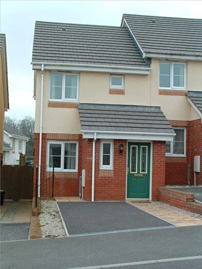 2 Bedroom Semi-Detached House To Rent In Woodland View, Holsworthy, EX22