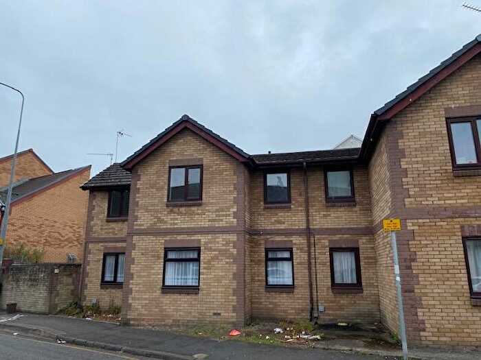 2 Bedroom House To Rent In Moira Street, Cardiff, CF24