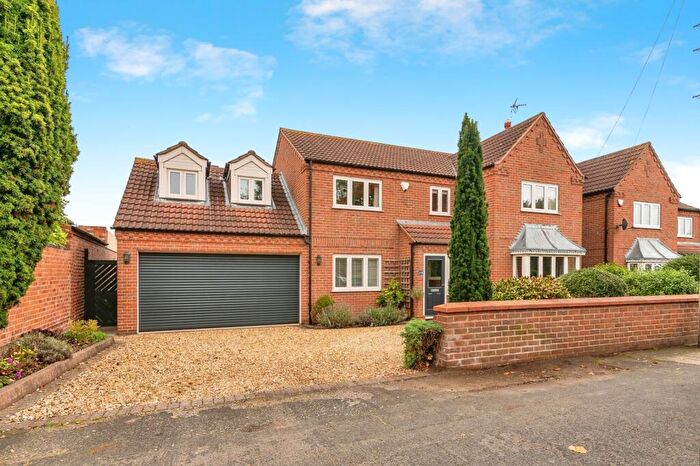 4 Bedroom Detached House For Sale In Grantham Road, Bingham, Nottingham, Nottinghamshire, NG13