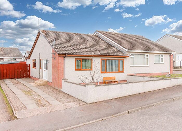 3 Bedroom Semi Detached Bungalow For Sale In Milnefield Avenue, Elgin, IV30