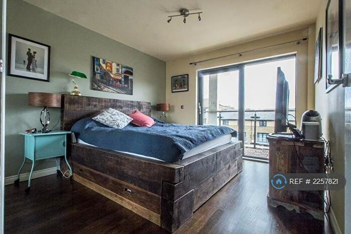 1 Bedroom Flat To Rent In The Lockhouse, London, NW1