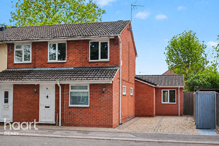 3 Bedroom End Of Terrace House For Sale In Weston Park Gardens, Shelton Lock, DE24