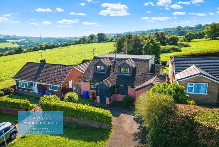 3 Bedroom Detached House For Sale In Gorsey Bank, Ball Green, Stoke-on-Trent, ST6