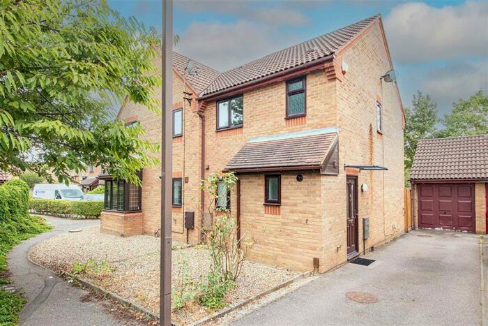 3 Bedroom Semi-Detached House To Rent In Longhedge, Caldecote, Milton Keynes, MK7