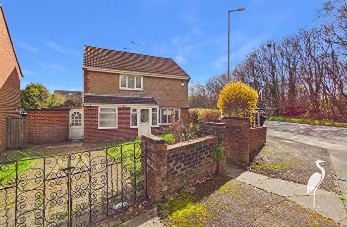 3 Bedroom Semi-Detached House For Sale In Capetown Road, Hylton Castle, Sunderland, SR5