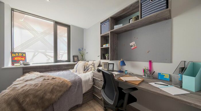 Studio To Rent In St. Andrews Place, Cathays, Cardiff, CF10