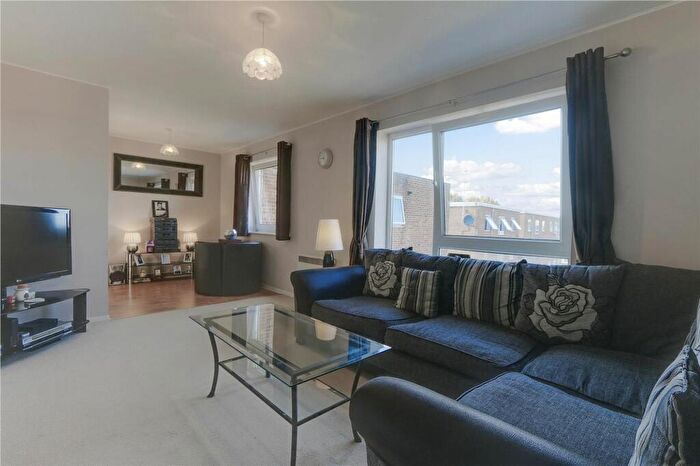 1 Bedroom Apartment To Rent In Robin Hood Lane, Laburnham Court, SM1