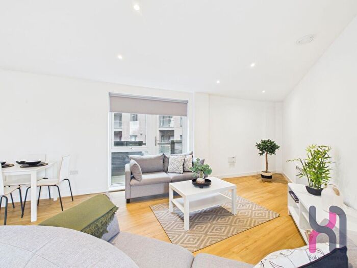 3 Bedroom Flat For Sale In Every Street, Ancoats, M4