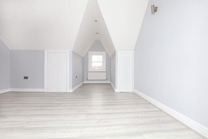 Studio To Rent In Hargrave Park, London, N19